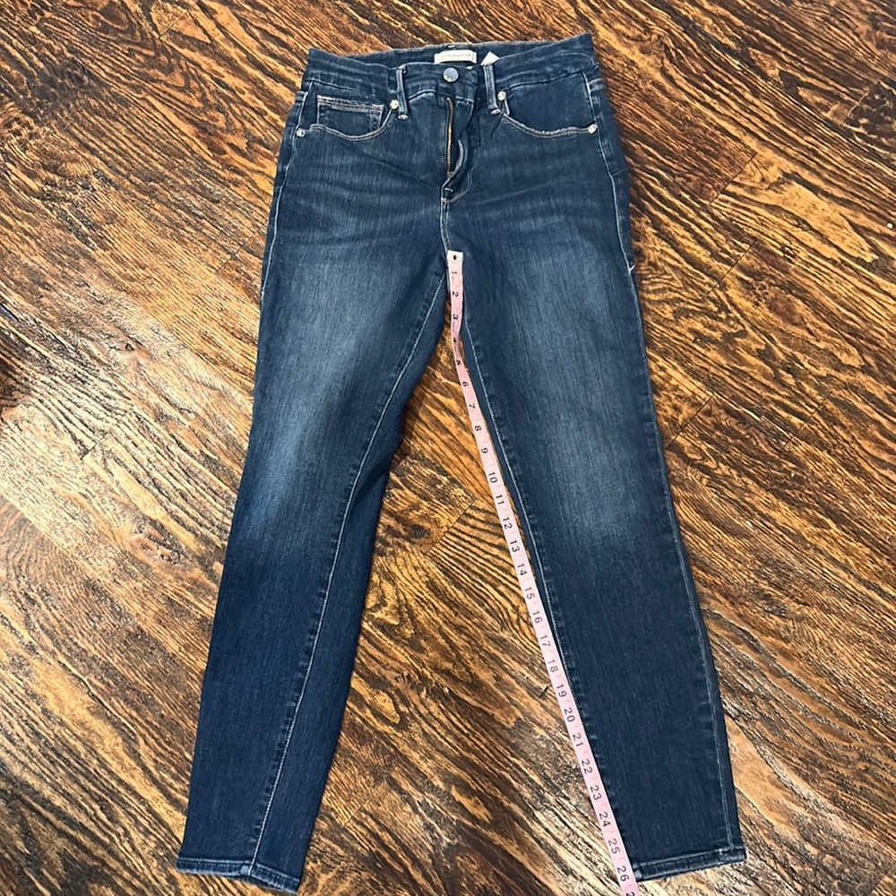 Good American Good Legs crop